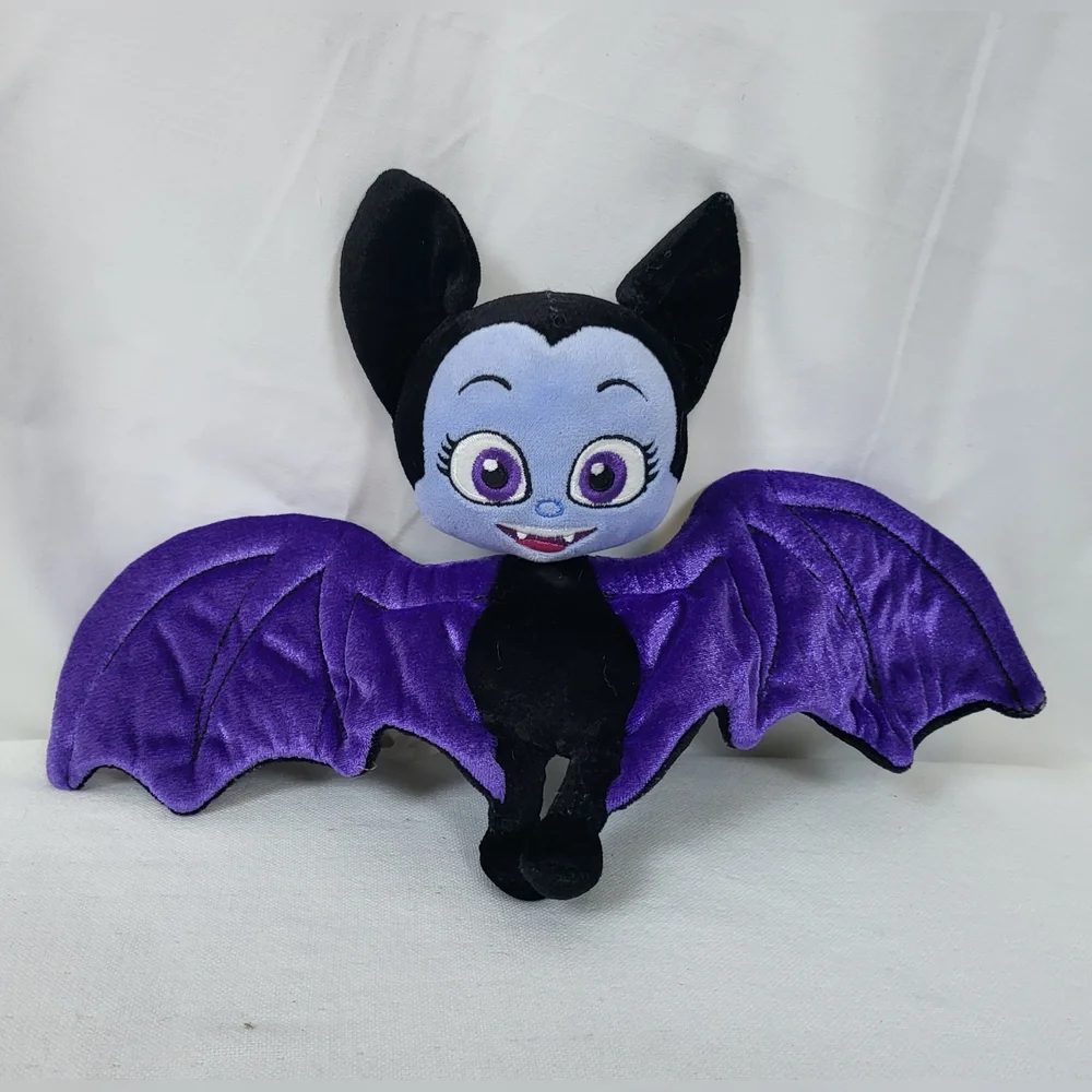 Disney Vampirina Vee Bat Purple Plush‎ Vampire 8